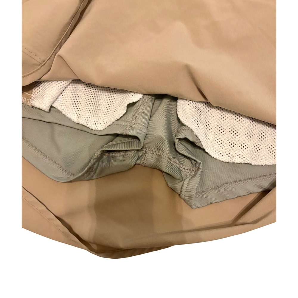 Magellan Outdoors Fish Gear Water Repellent Athletic Skort M Taupe Hiking - Picture 5 of 7